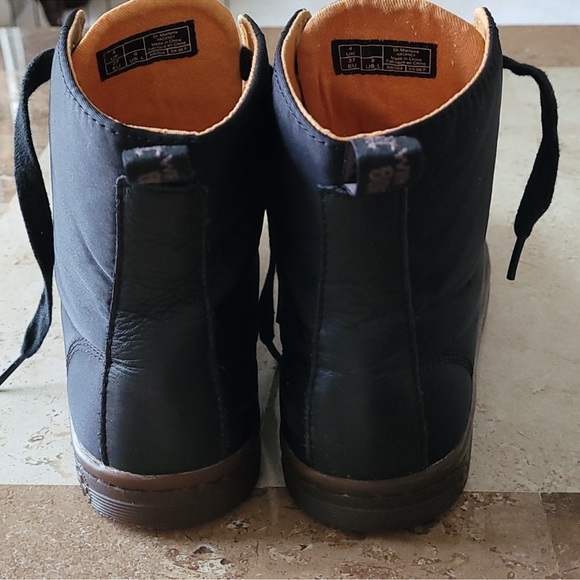 Dr. Martens - Hackney - black satin finish lace up boots - Women’s Size 6 - Picture 3 of 15